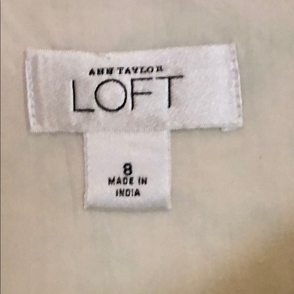 Ann Taylor LOFT gorgeous floral skirt. Perfect! 8 - Picture 3 of 4